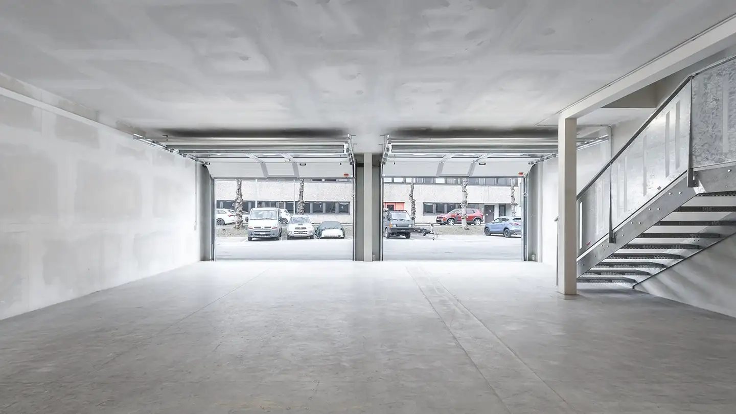 Immeuble industriel à louer - Via Campagna 32, 6934 Bioggio