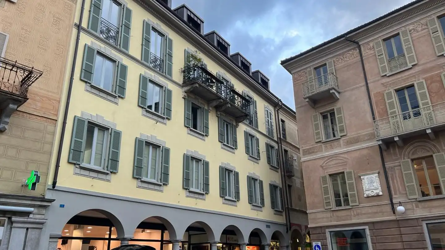 Negozio in affitto - Piazza Governo 1, 6500 Bellinzona - Photo 2