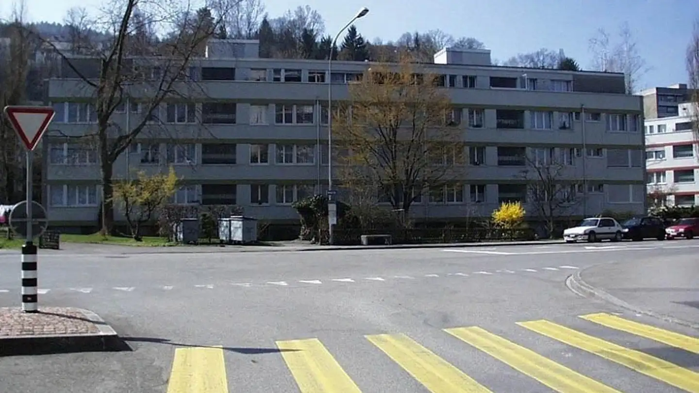 Tiefgaragenstellplatz mieten - Kirchstrasse 146, 3084 Wabern
