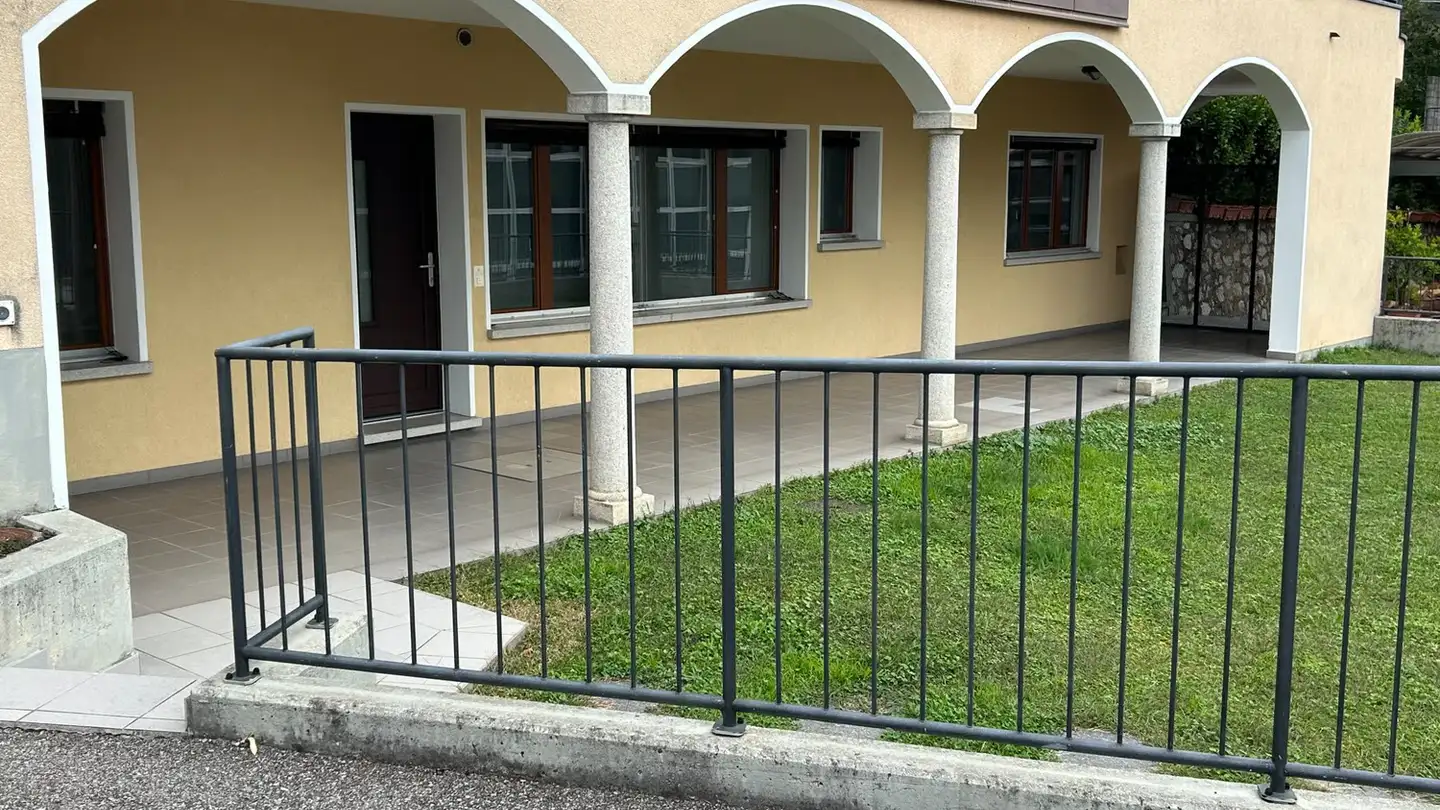 Appartamento in affitto - Via Onorio Longhi, 6864 Arzo