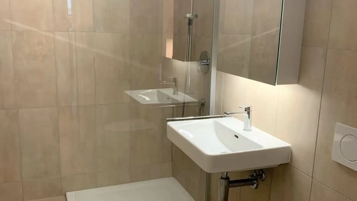 Apartment for rent - Via San Giobbe 15e, 6512 Giubiasco - Photo 4