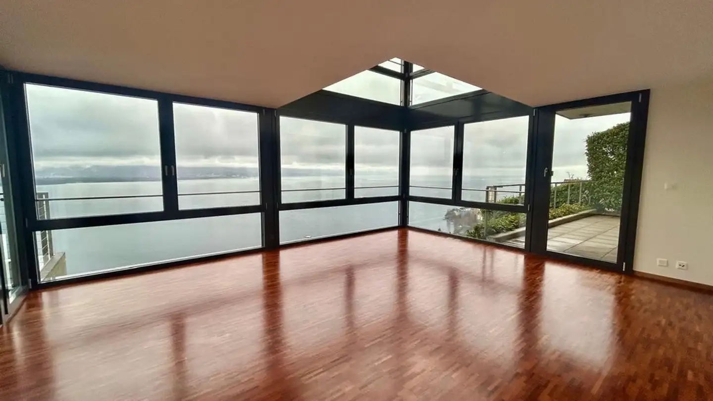 Duplex for rent - Route De Glion 11, 1820 Territet - Photo 3