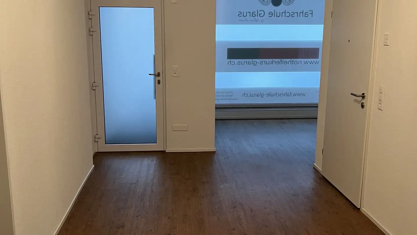 Studio mieten - Kirchstrasse, 8750 Glarus - Foto 3