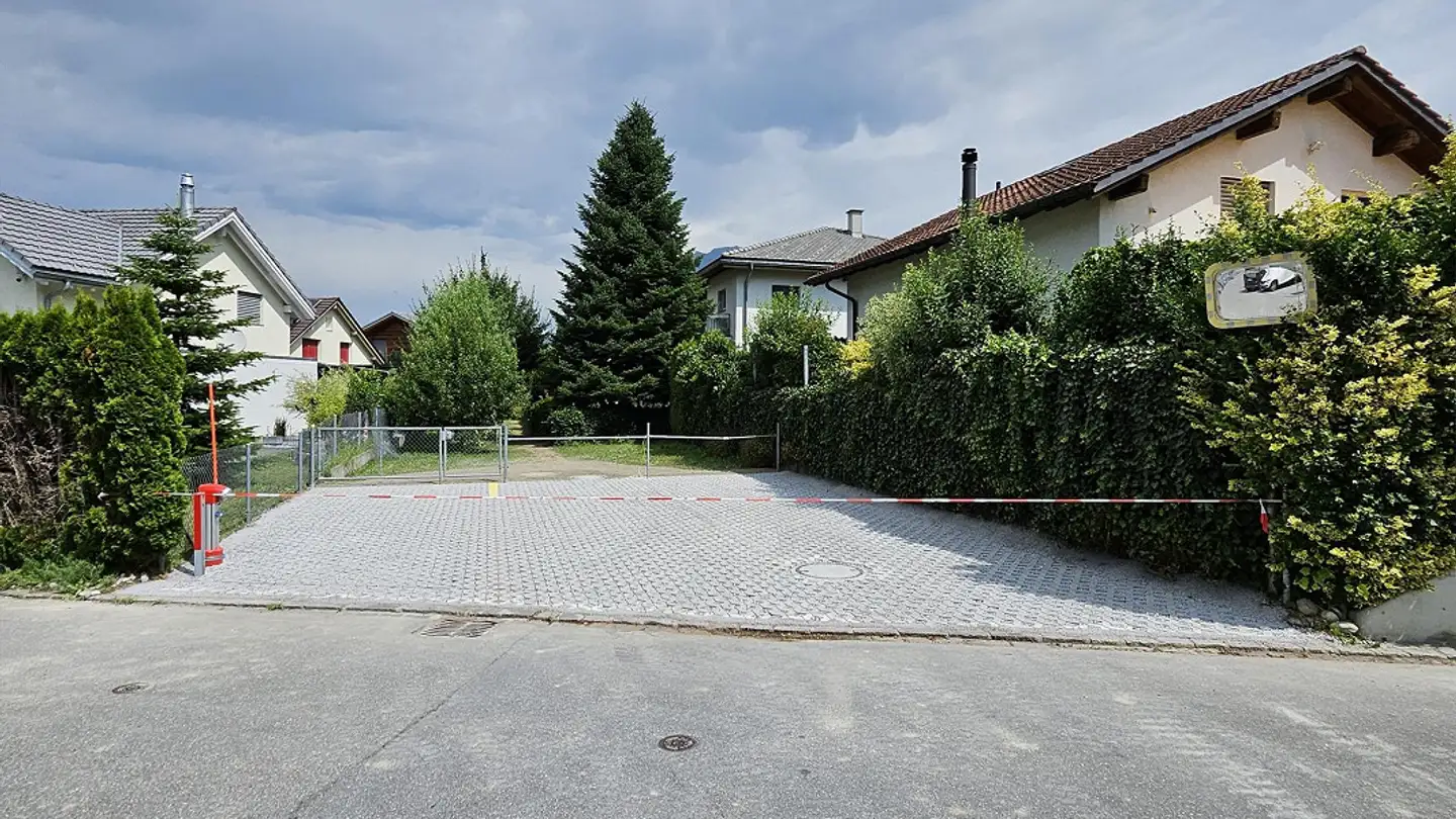 Parkplatz im Freien mieten - Papiermühleweg 8, 7302 Landquart
