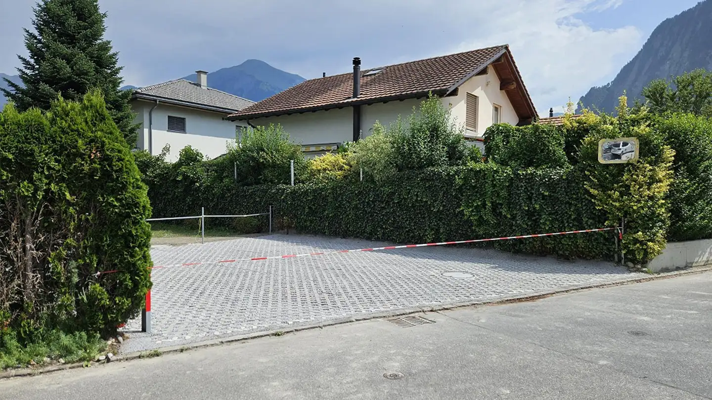 Parkplatz im Freien mieten - Papiermühleweg 8, 7302 Landquart - Foto 3