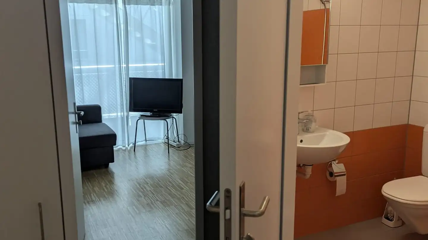 Wohnung mieten - Peter-Debye-Weg 13, 8049 Zürich - Foto 3