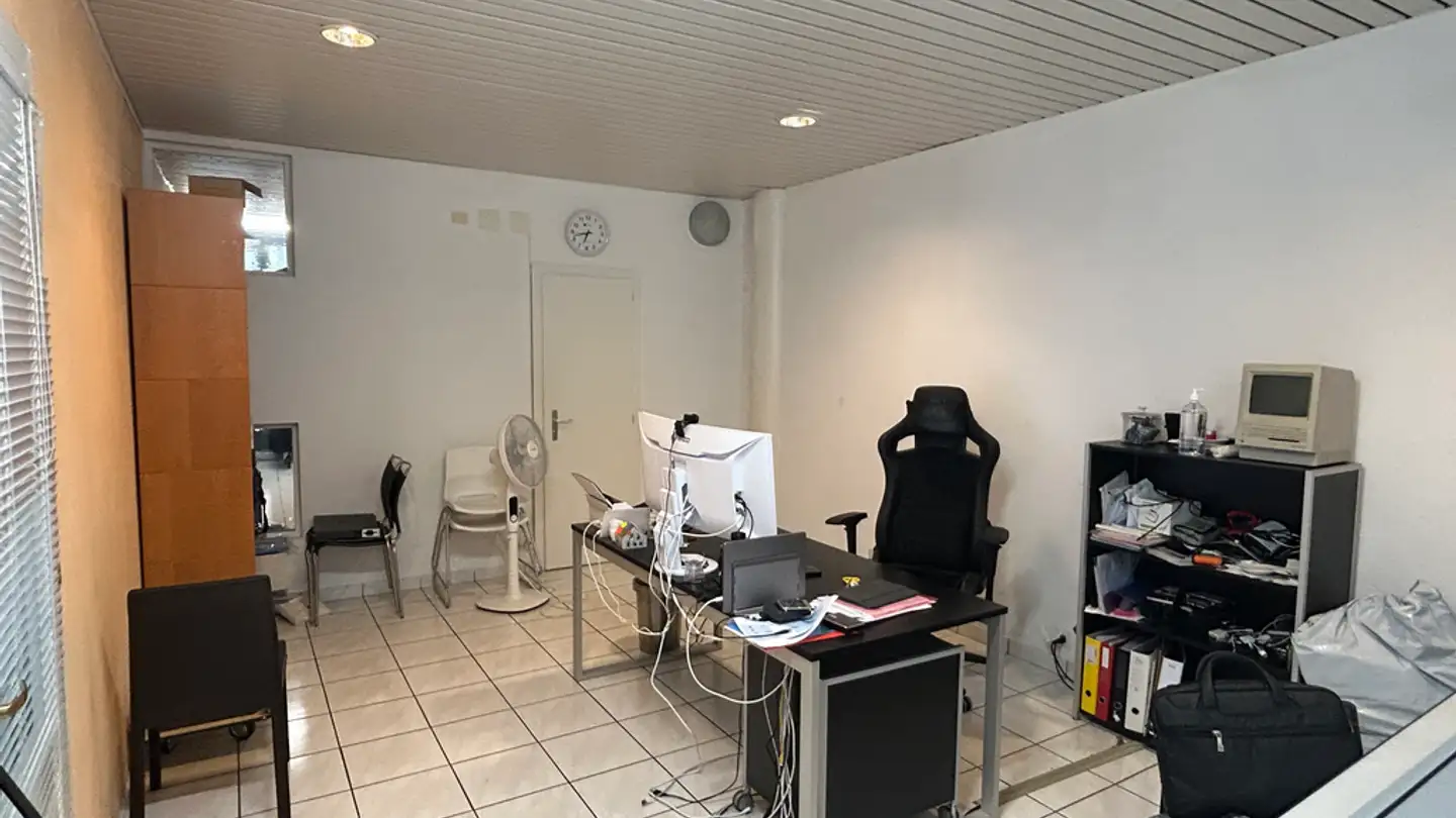 Negozio in affitto - Passage Des Rondze-Mulets 3, 1040 Echallens