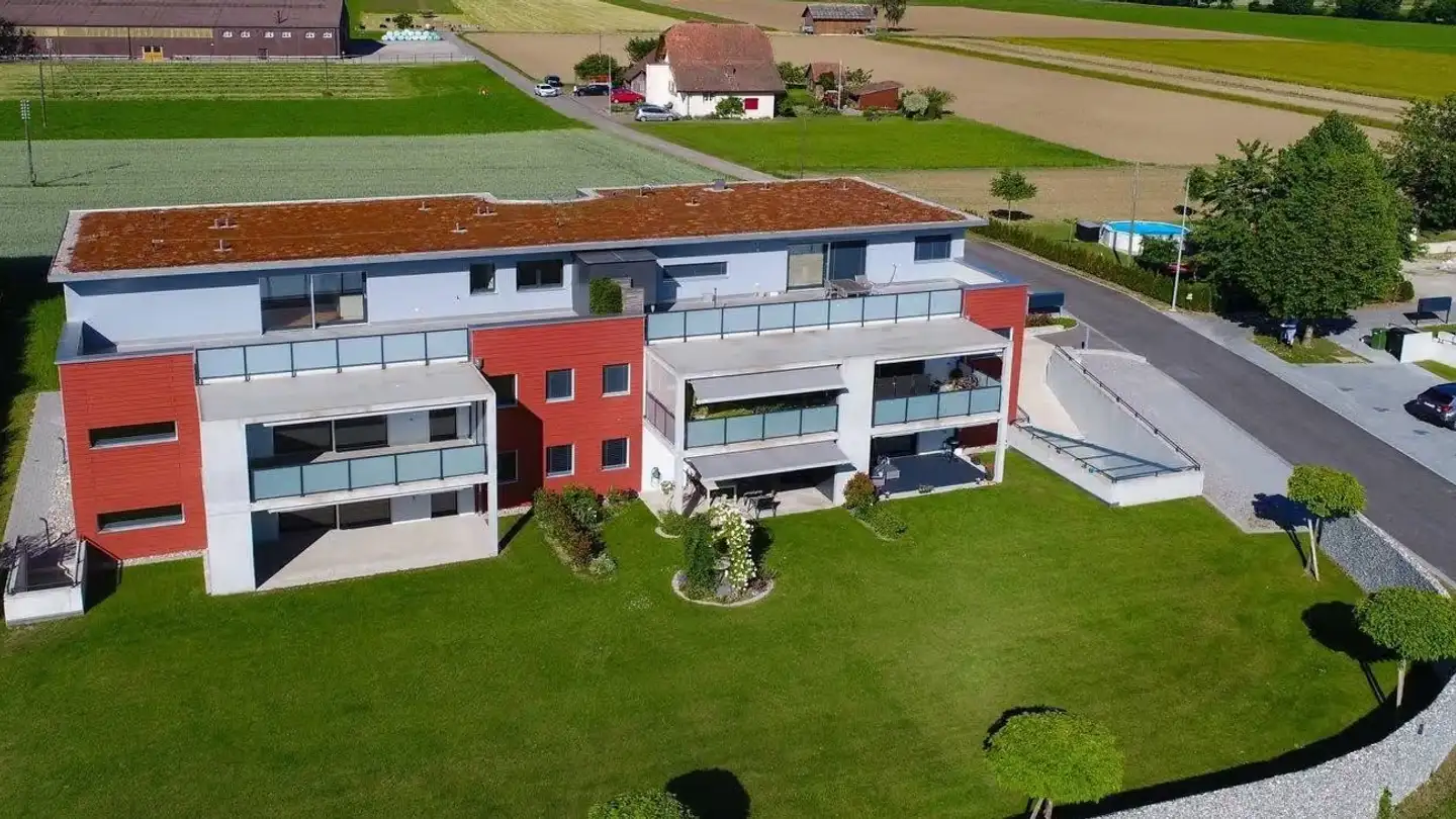 Tiefgaragenstellplatz mieten - Wachtelweg 1, 4624 Härkingen - Foto 3