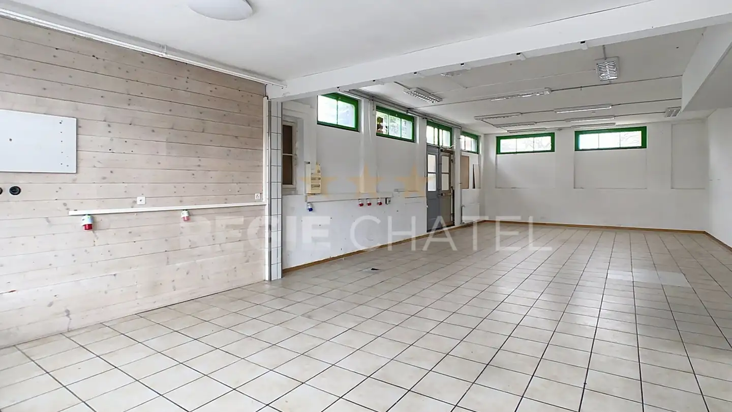 Magasin à louer - Rue De Vevey, 1630 Bulle - Photo 4