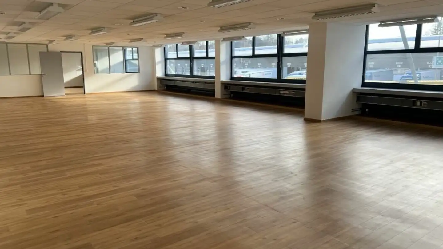 Spazio ufficio in affitto - Fracht West, 8302 Kloten