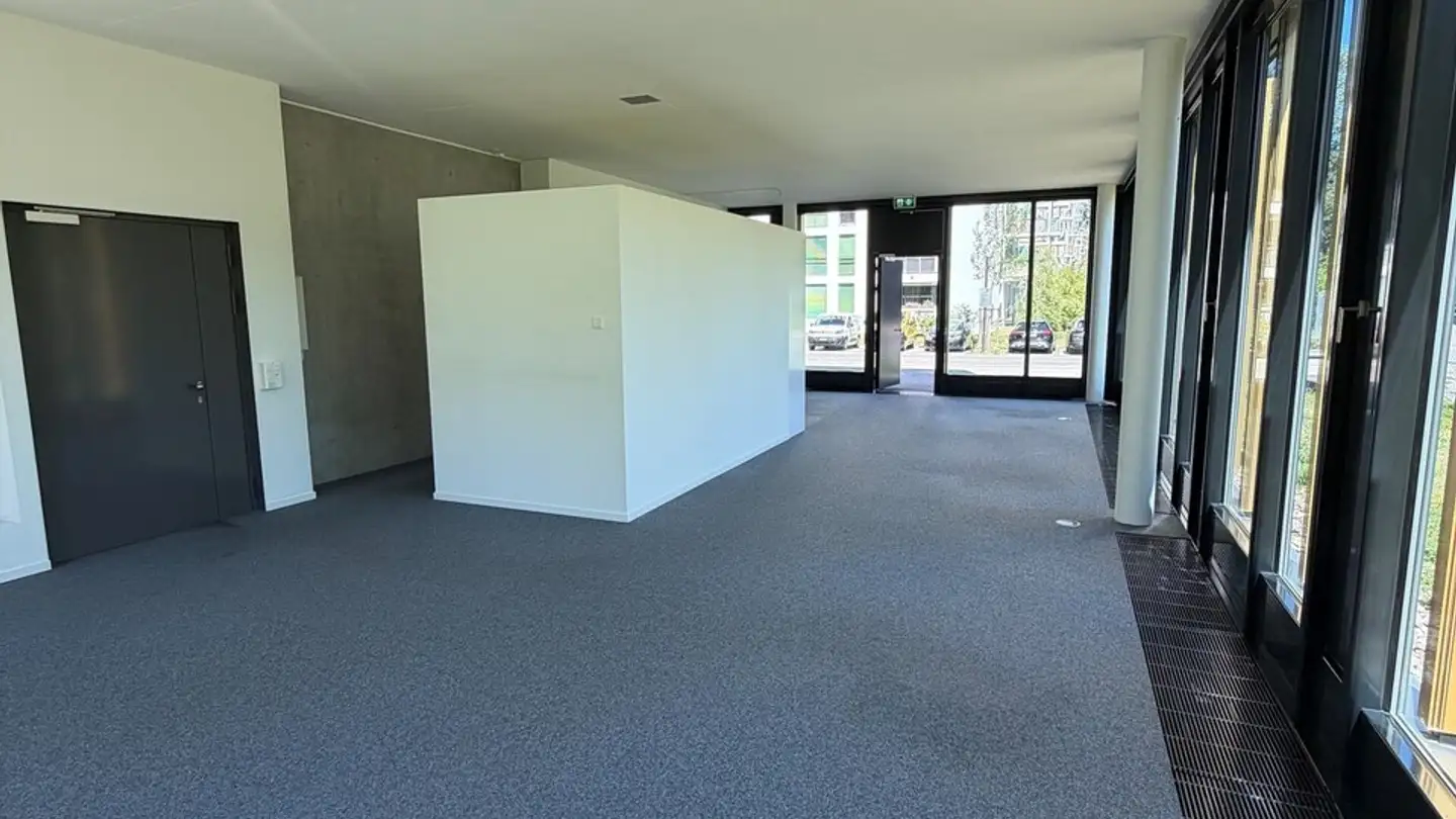 Shop for rent - Leutschenbachstrasse, 8050 Zürich - Photo 3