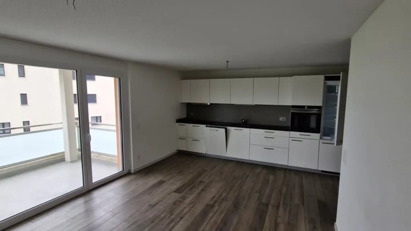 Apartment for rent - Patinage 8, 2350 Saignelégier - Photo 2