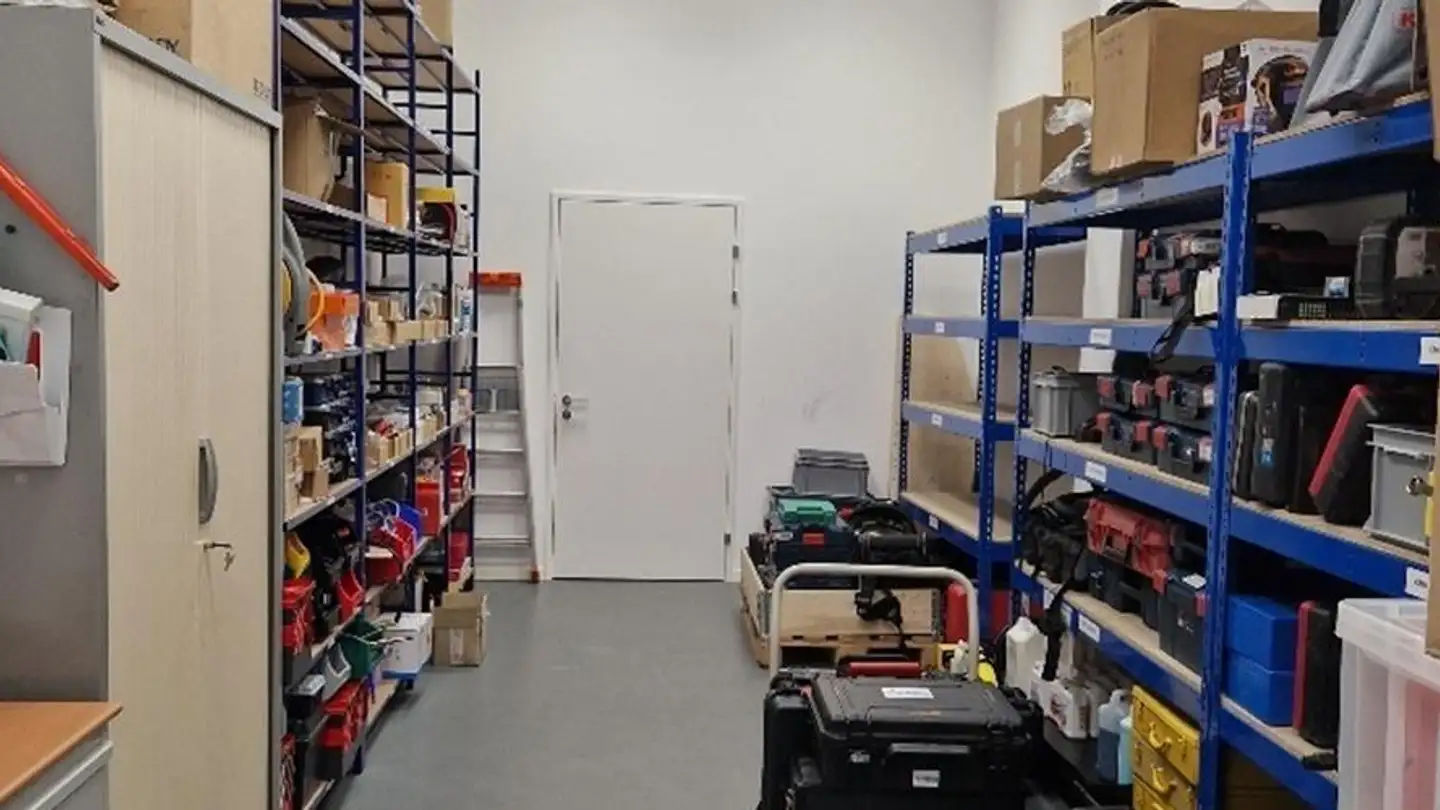 Spazio ufficio in affitto - 1242 Satigny