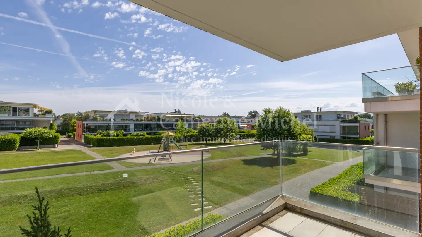 Apartment for sale - 1296 Coppet