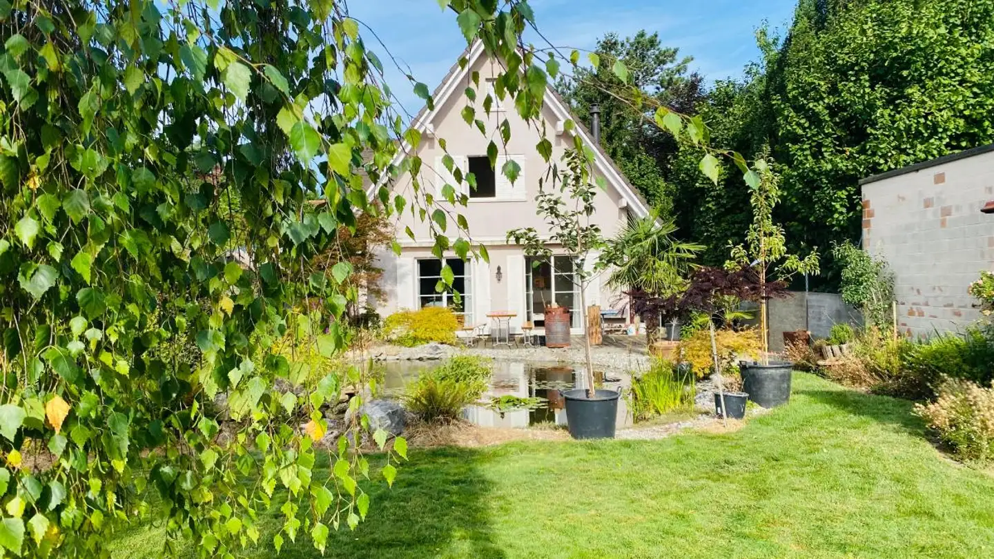 Single house for rent - Hauptstrasse 156a, 4147 Aesch BL