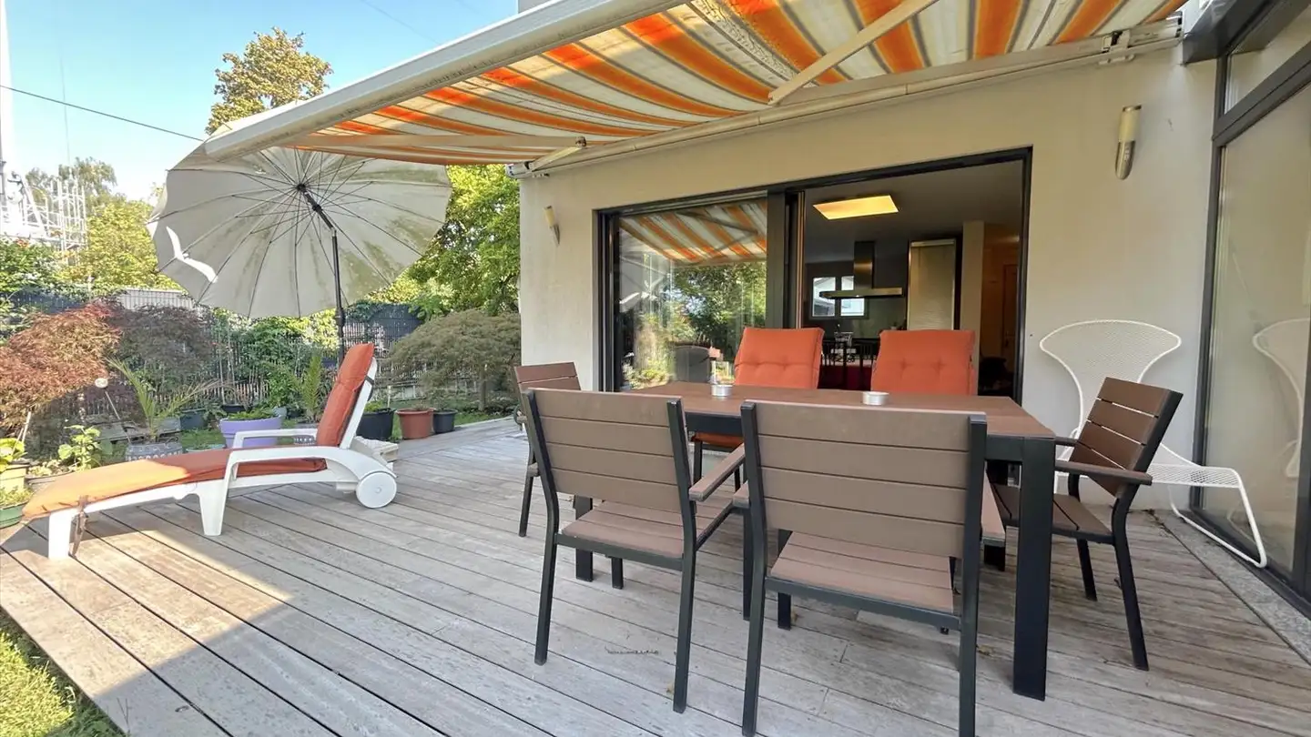 Maison en terrasse à vendre - 1246 Corsier GE