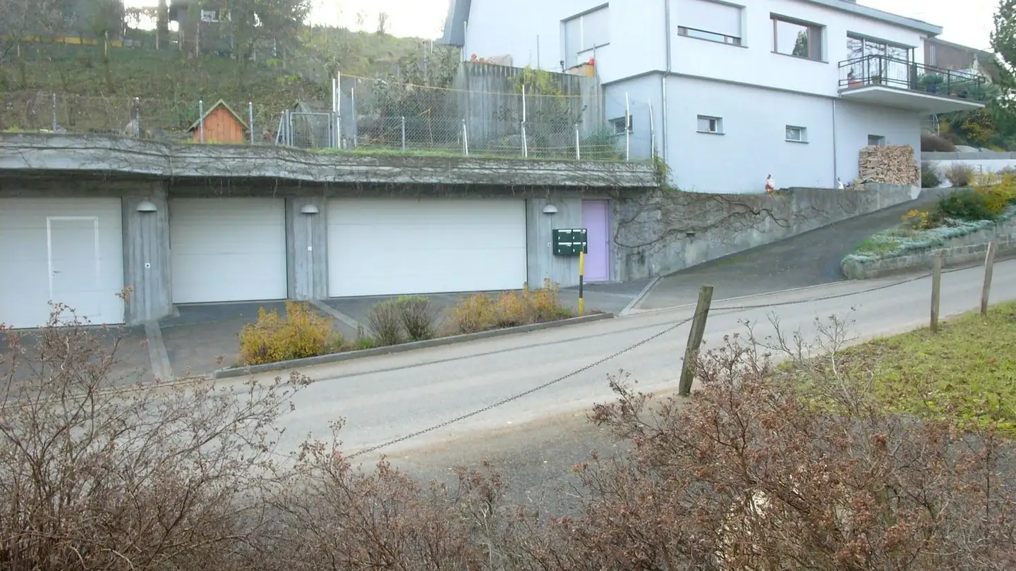 Maison individuelle à louer - Hauptstrasse, 4432 Lampenberg