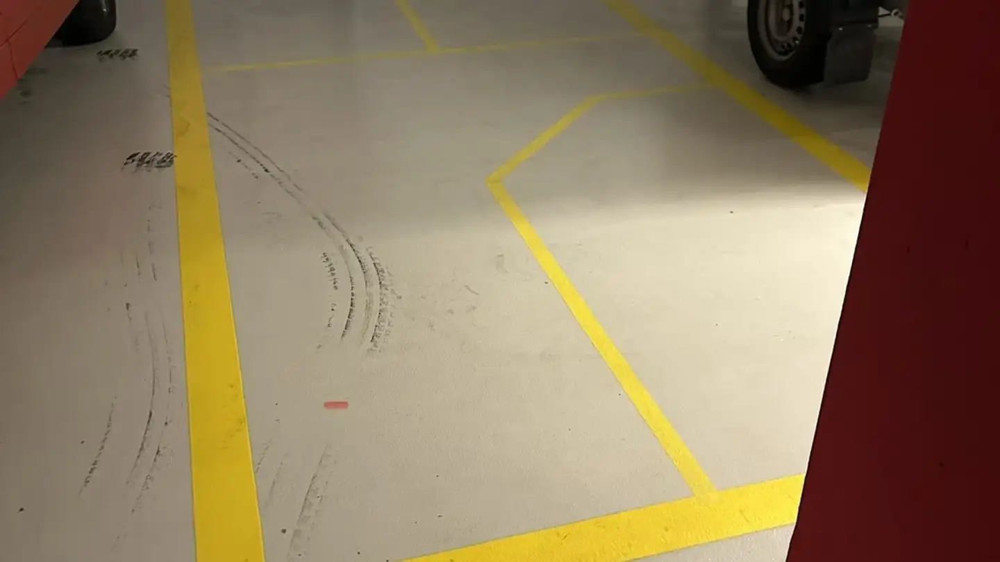 Parkplatz im Freien mieten - Bachmattstrasse 53, 8048 Zürich