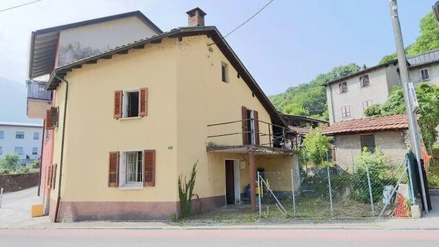Terrain constructible à vendre - 6804 Bironico