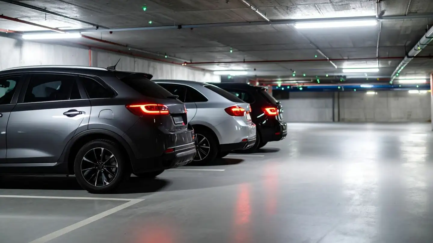 Outdoor parking space for rent - Rue Du Simplon 19, 1880 Bex