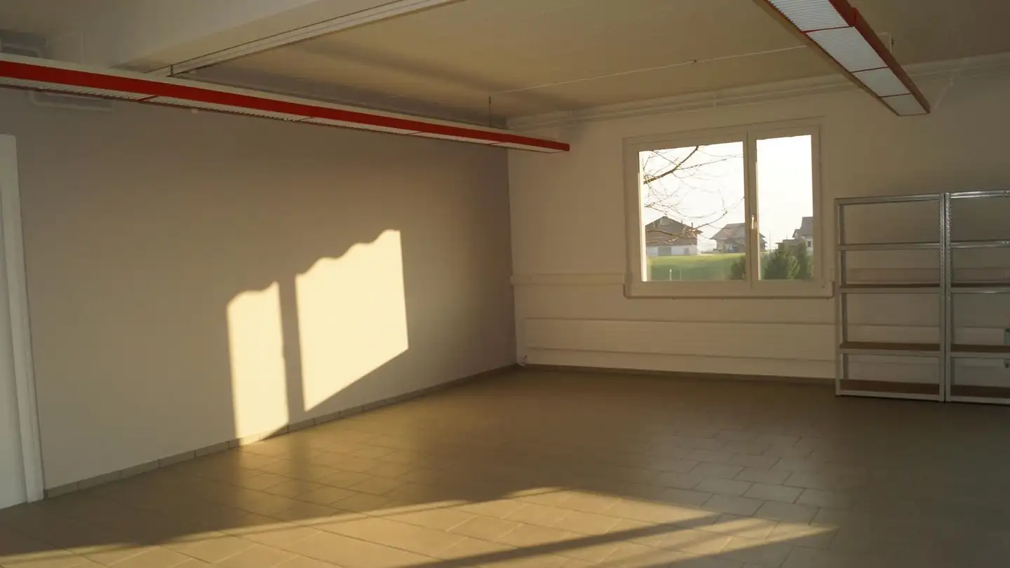 Commerciale in affitto - Riedenstrasse 6, 8737 Gommiswald