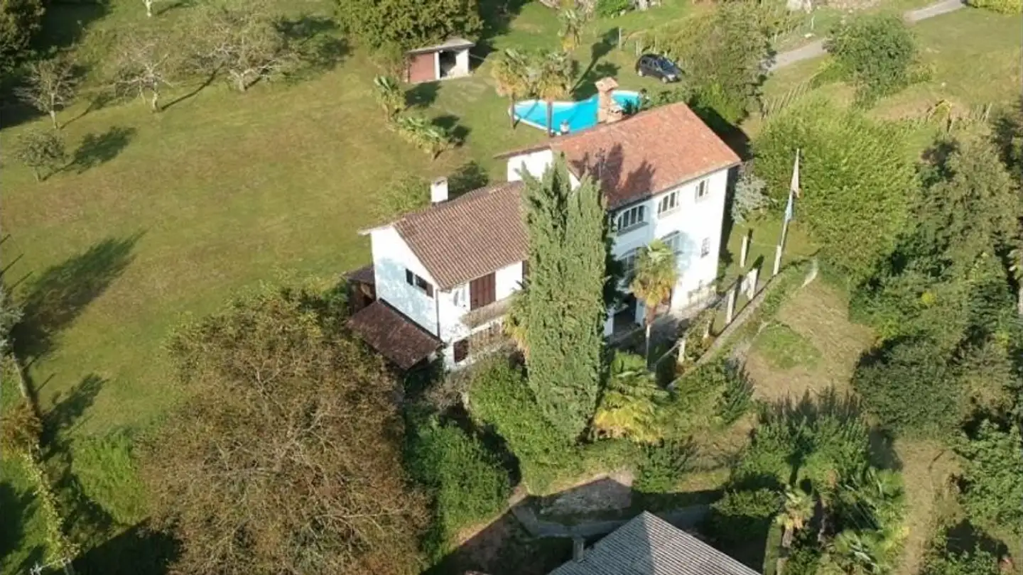 Casa singola in vendita - Via Lanscino 28, 6997 Sessa - Foto 2