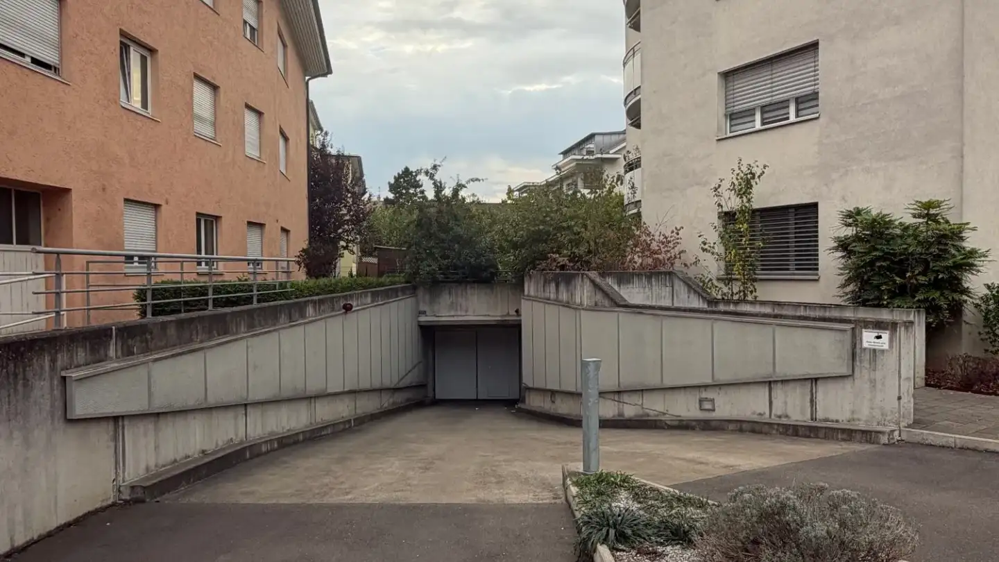 Underground parking space for rent - Baslerstrasse 332, 4123 Allschwil