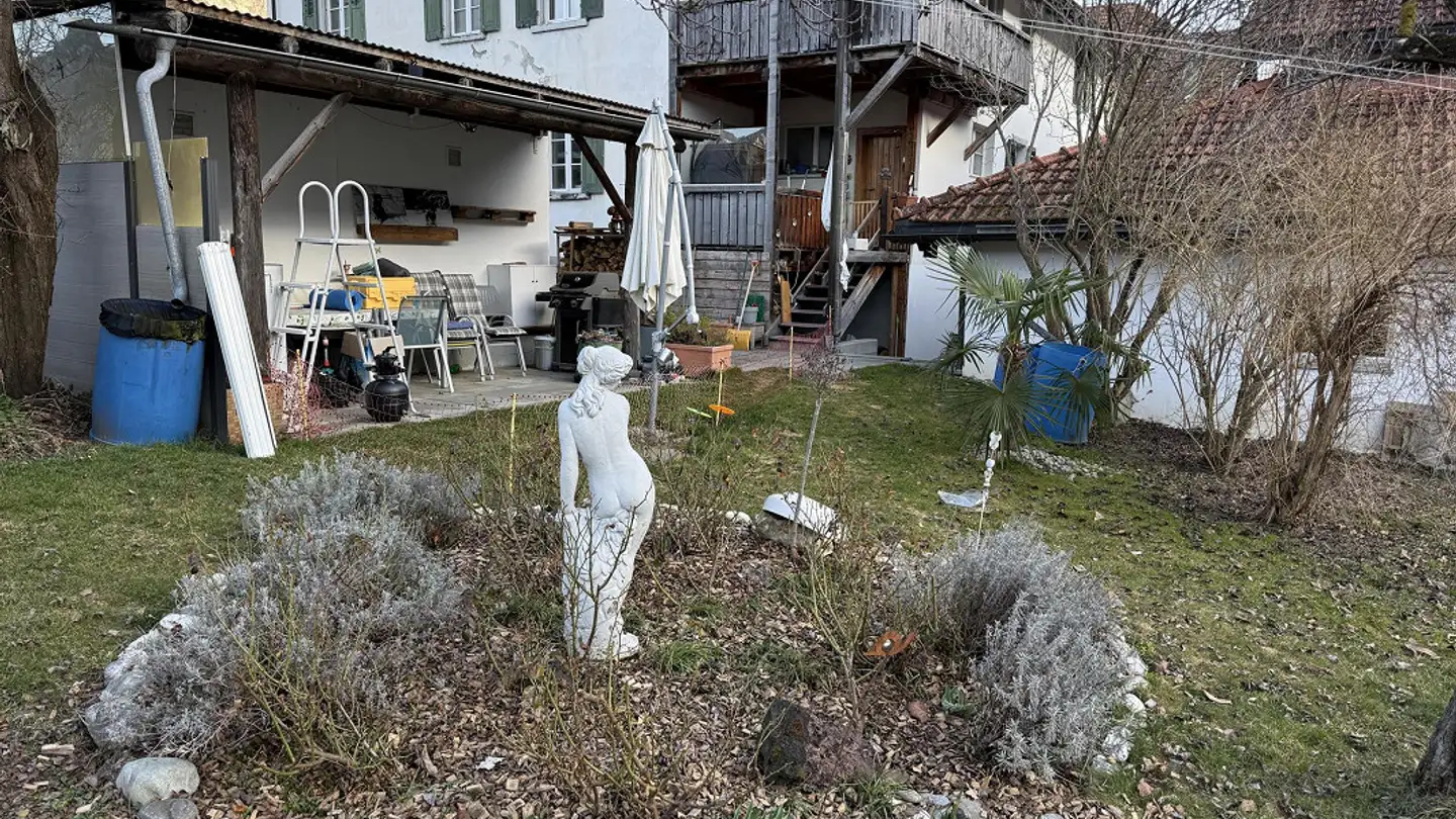 Appartement à louer - Via Suro 7, 7403 Rhäzüns