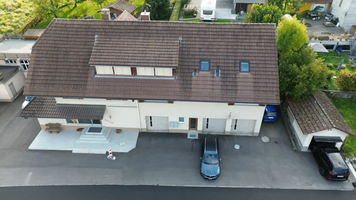 Edificio residenziale in vendita - Dorfstrasse 84, 4917 Melchnau