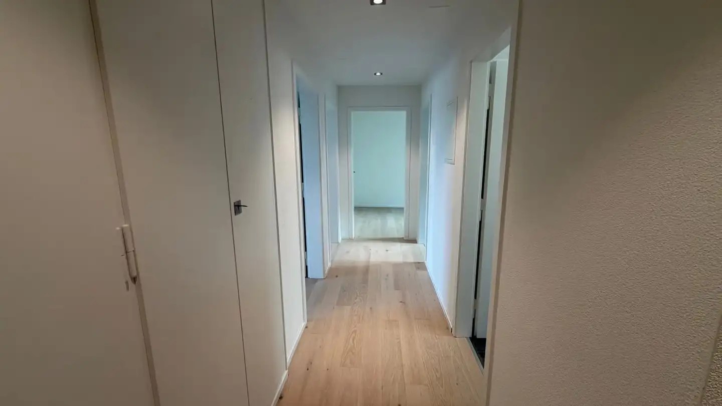 Apartment for rent - Zelgstrasse 34, 8134 Adliswil - Photo 3