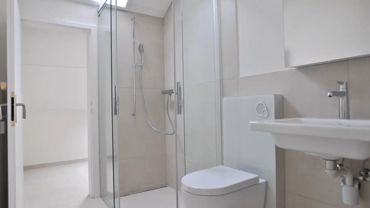 Attic flat for rent - Thunstrasse, 3661 Uetendorf - Photo 4