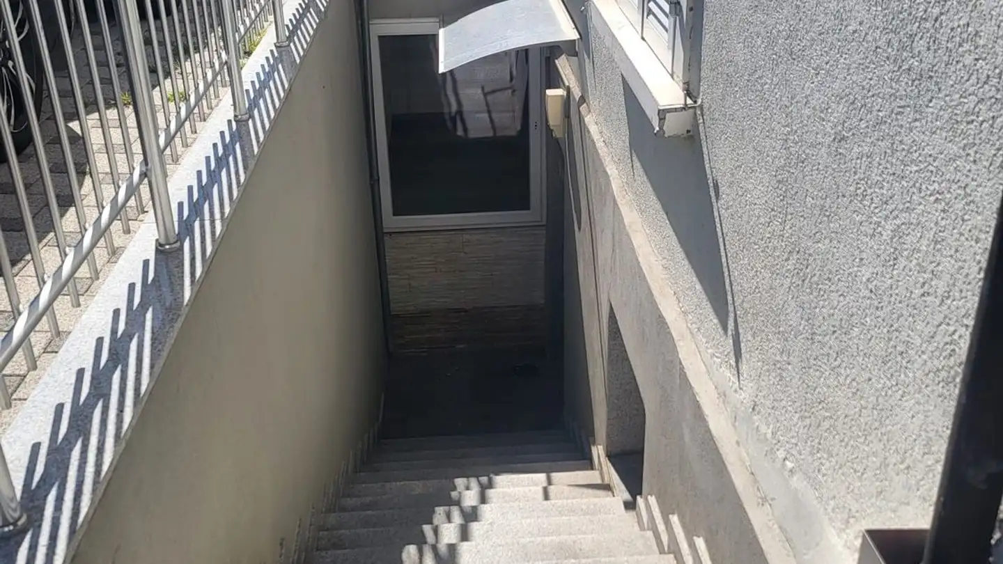 Commercial à louer - Fulachstrasse 165, 8200 Schaffhausen