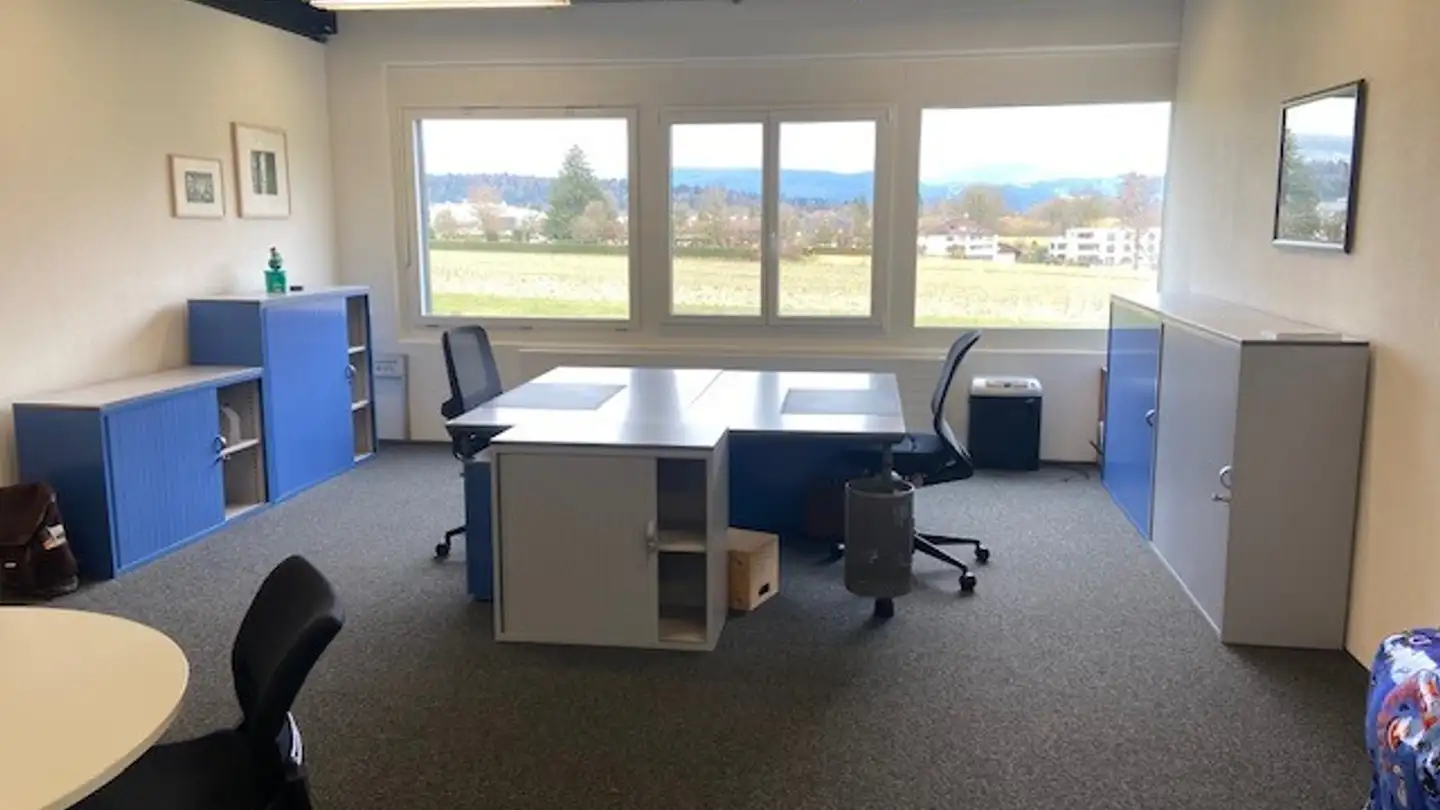 Spazio ufficio in affitto - St. Urbanstrasse 31, 4914 Roggwil BE - Foto 2