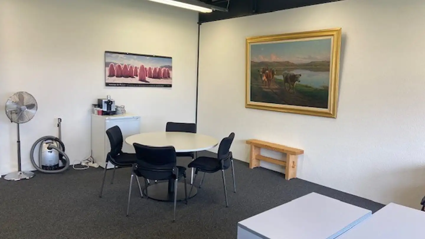 Spazio ufficio in affitto - St. Urbanstrasse 31, 4914 Roggwil BE - Foto 4