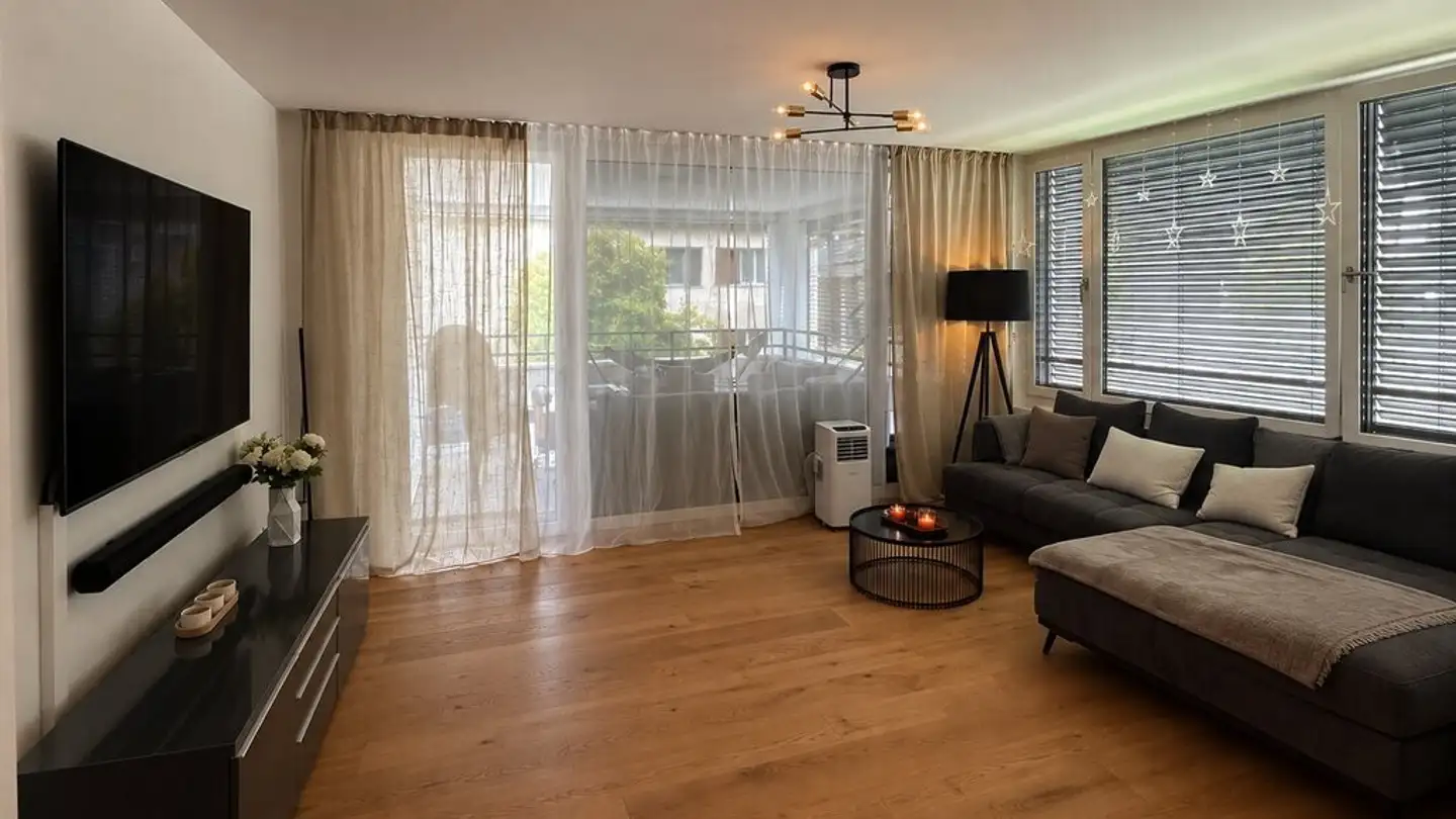 Appartement à louer - Bahnhofstrasse, 7408 Cazis - Photo 3