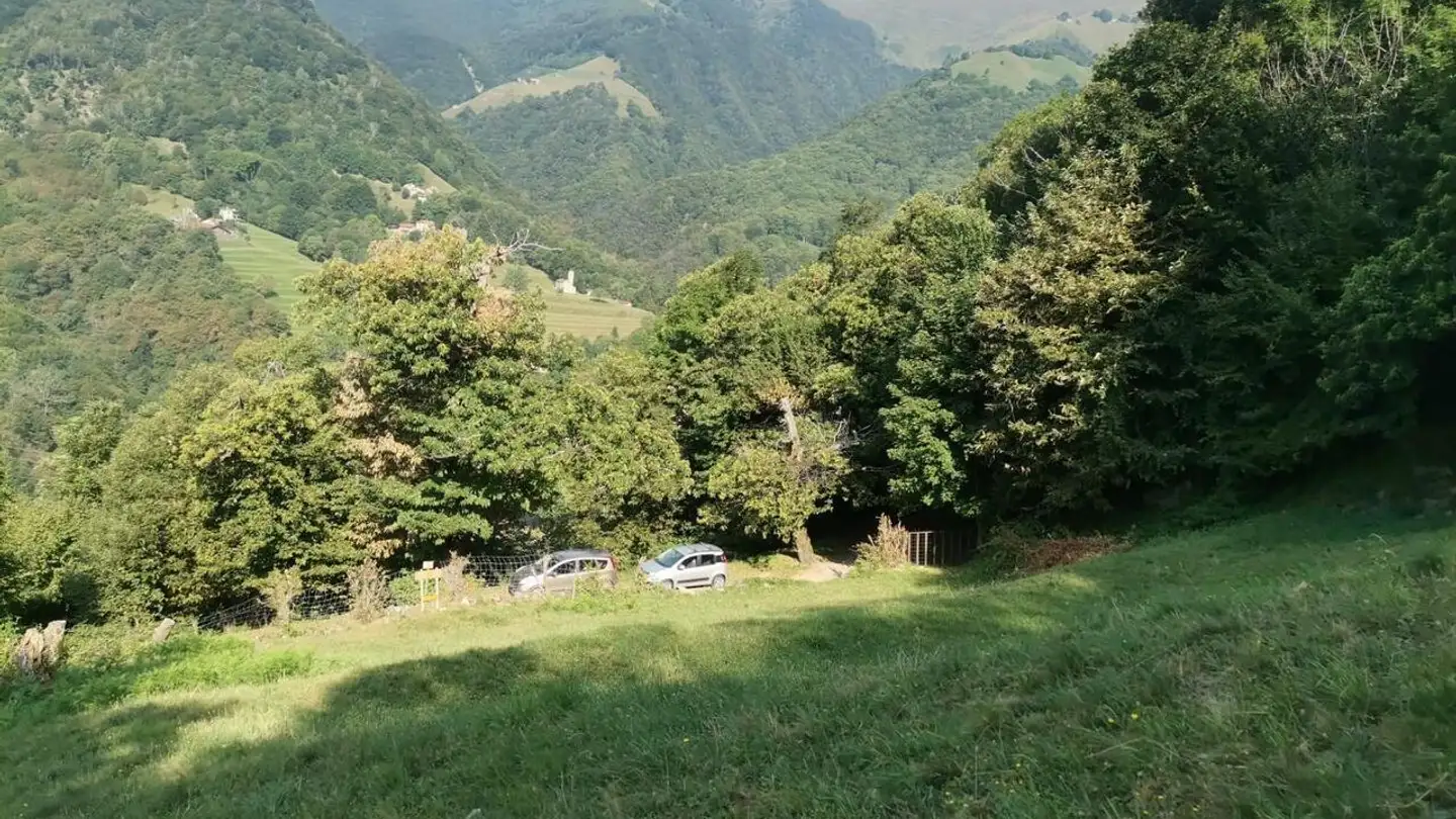 Terrain constructible à vendre - 6838 Muggio