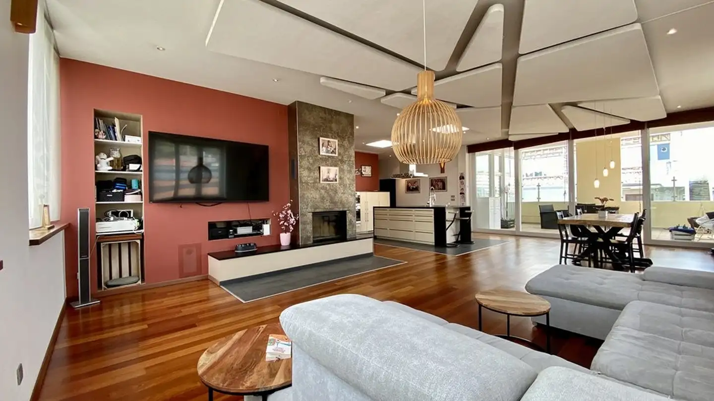 Apartment for rent - Rue du Commerce 96, 2300 La Chaux-de-Fonds - Photo 4