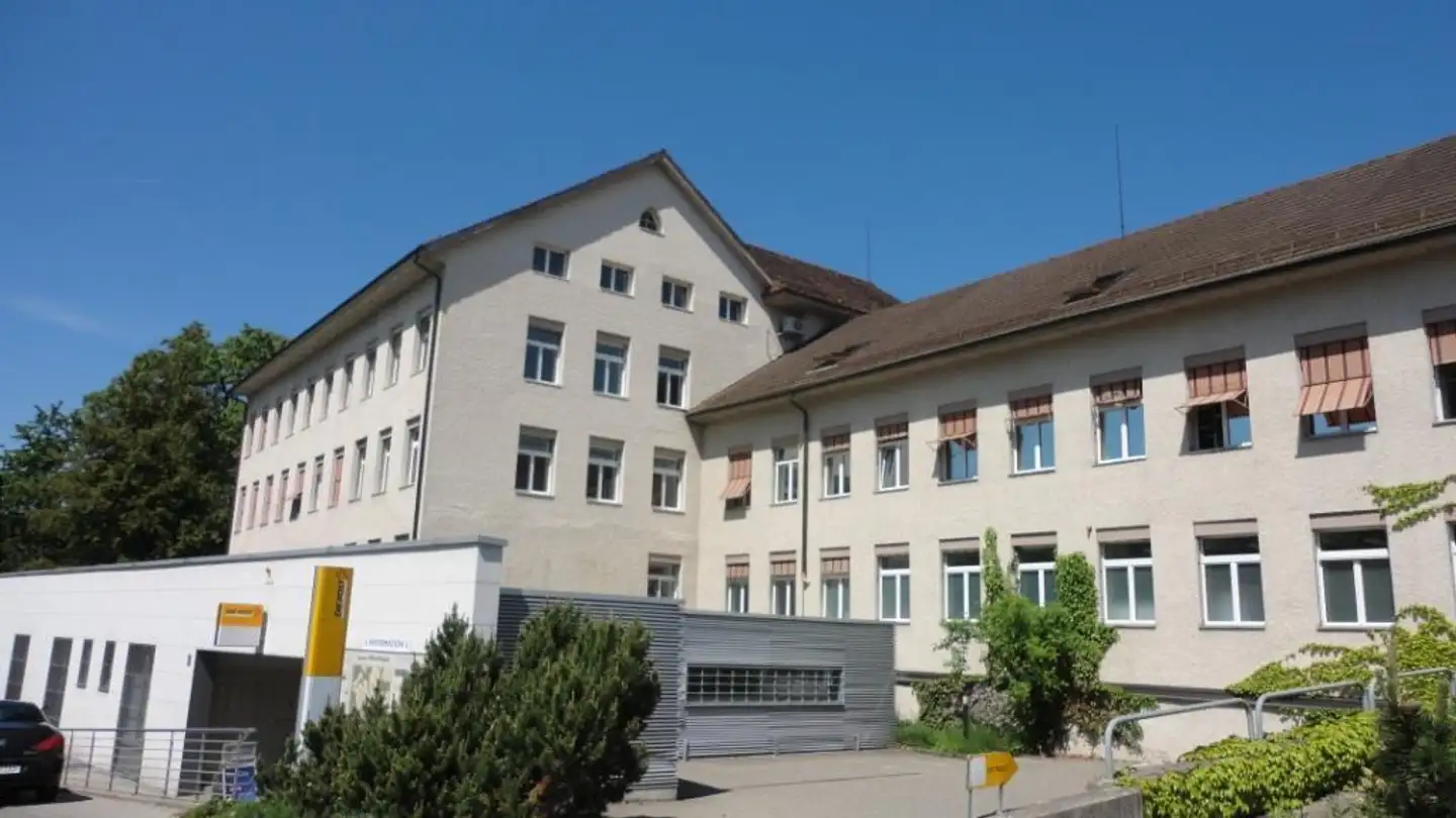 Bureau à louer - Dorfstrasse 8, 8484 Weisslingen