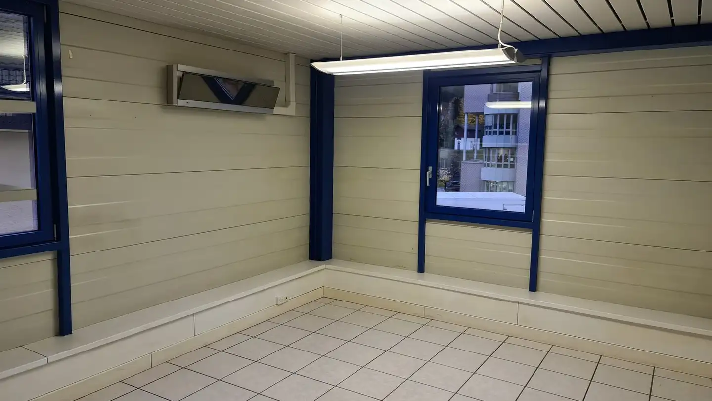 Bureau à louer - Chemin De La Nant 1, 2740 Moutier - Photo 3