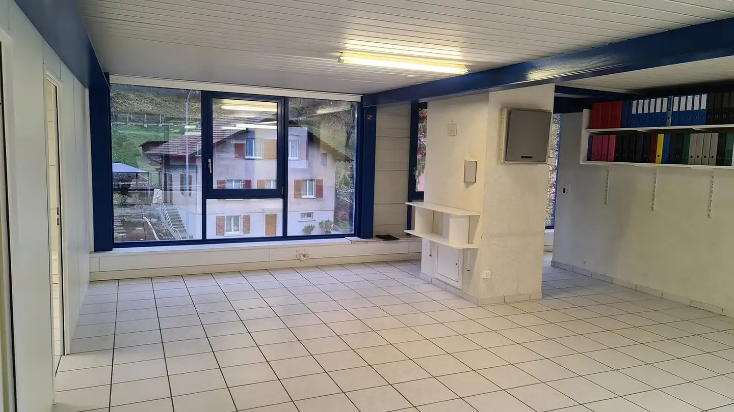 Bureau à louer - Chemin De La Nant 1, 2740 Moutier - Photo 4