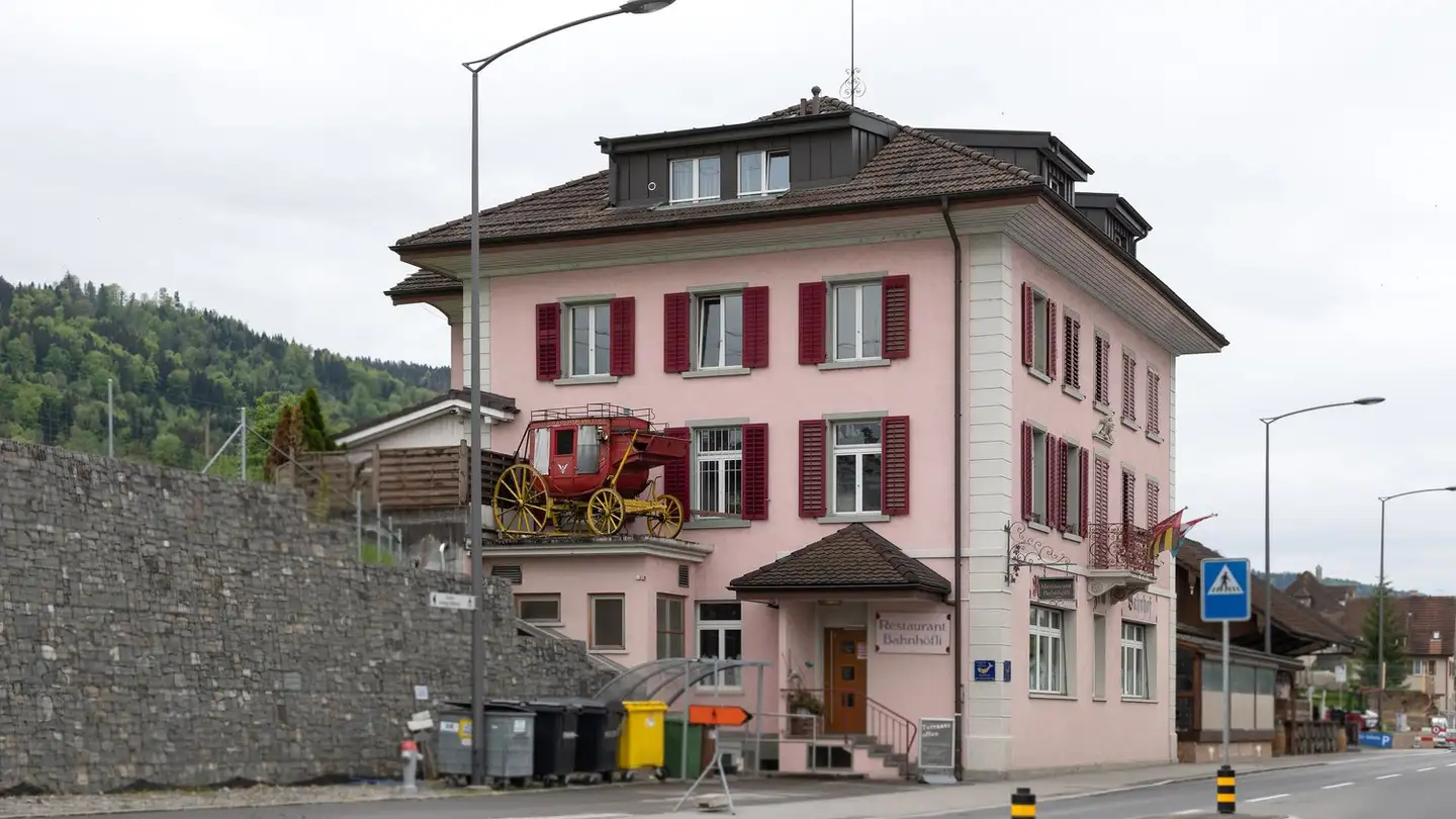 Restaurant à louer - Bahnhofstrasse 42, 6037 Root