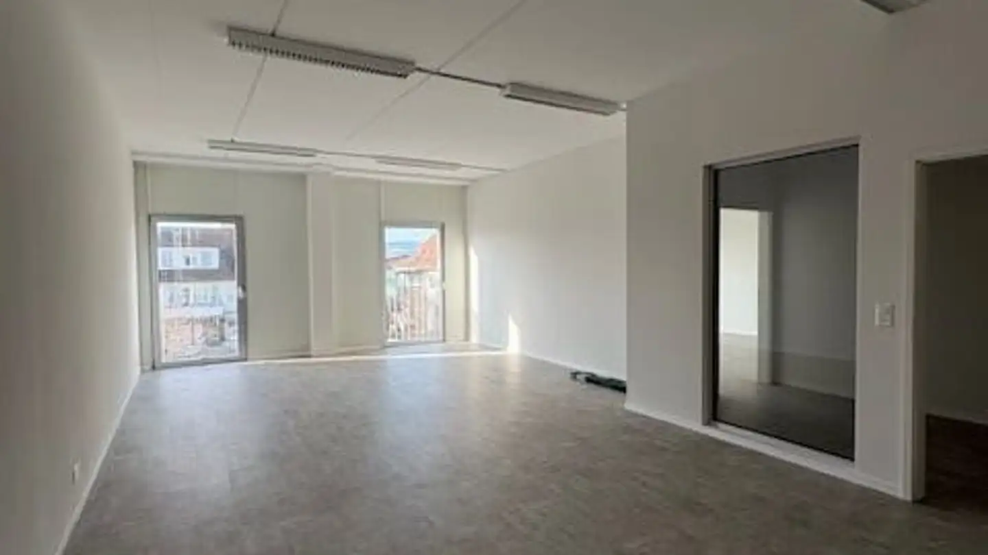 Cabinet médical à louer - Murtenstrasse 15, 3210 Kerzers - Photo 4