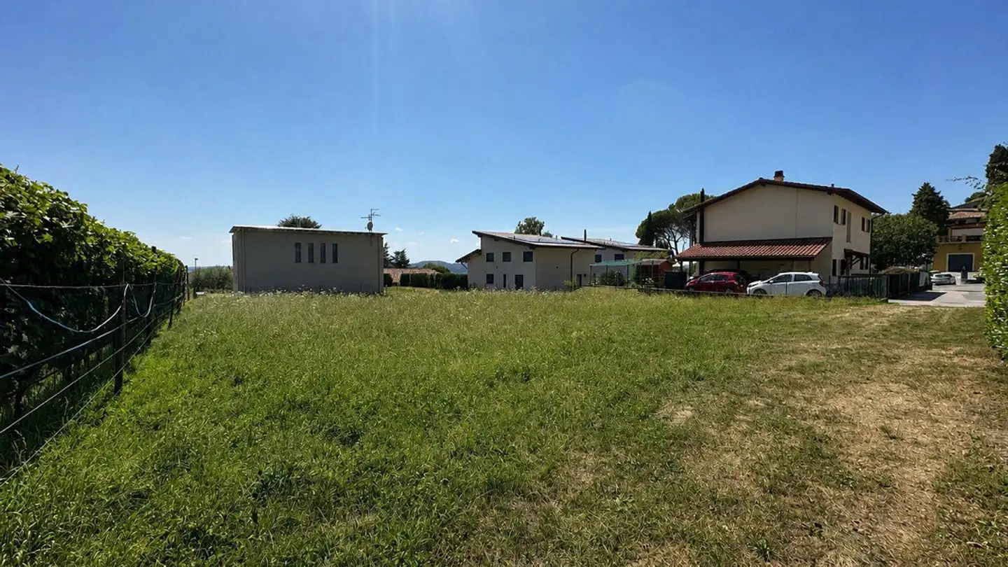 Constructible plot for sale - 6874 Castel San Pietro - Photo 4