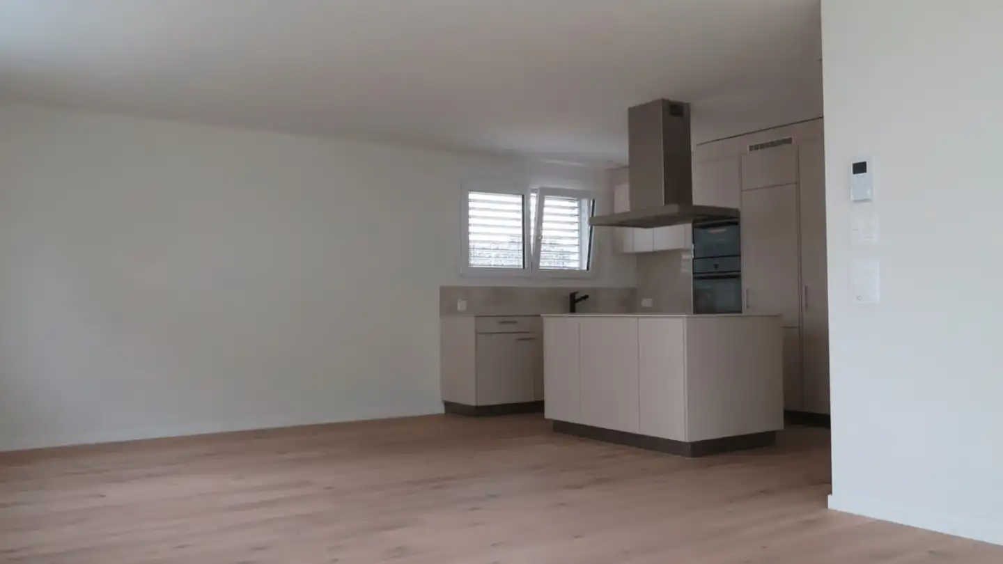 Dachgeschosswohnung mieten - Hochstrasse 142, 8330 Pfäffikon ZH