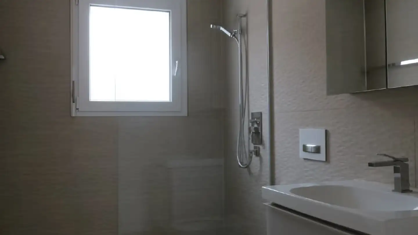 Dachgeschosswohnung mieten - Hochstrasse 142, 8330 Pfäffikon ZH - Foto 2