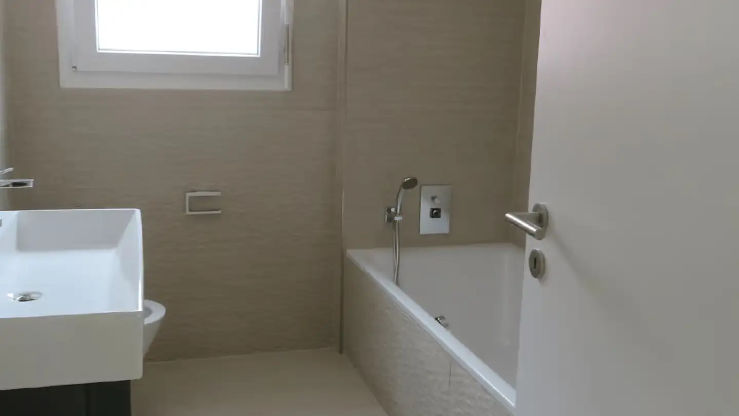 Dachgeschosswohnung mieten - Hochstrasse 142, 8330 Pfäffikon ZH - Foto 3
