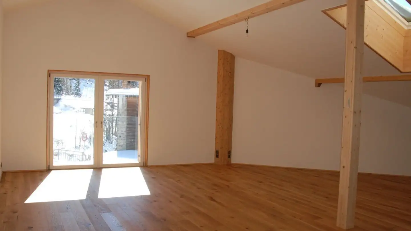 Dachgeschosswohnung mieten - Chegelplatz 2, 7277 Davos Glaris - Foto 3
