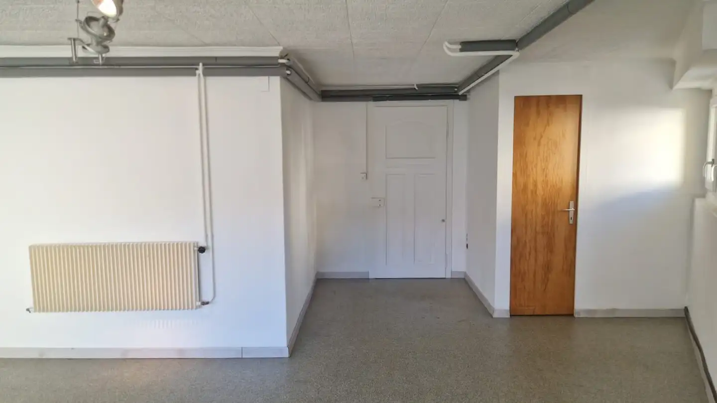 Magasin à louer - Rue Des Cloutiers 7, 2854 Bassecourt - Photo 2