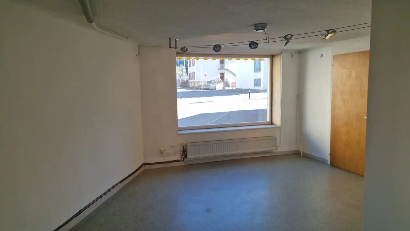 Magasin à louer - Rue Des Cloutiers 7, 2854 Bassecourt - Photo 4