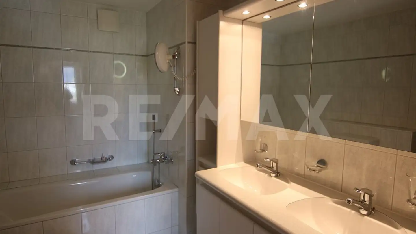 Apartment for rent - 7203 Trimmis - Photo 2